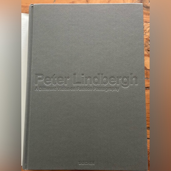 Peter Lindbergh Fashion Photography Coffee Table Book - Picture 4 of 10